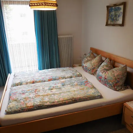 Haus Kurz Matthaeus アパート